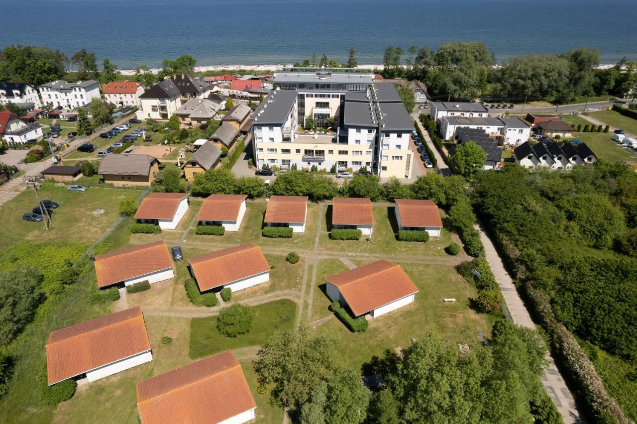 Baltic Center Bungalows Сарбиново Экстерьер фото