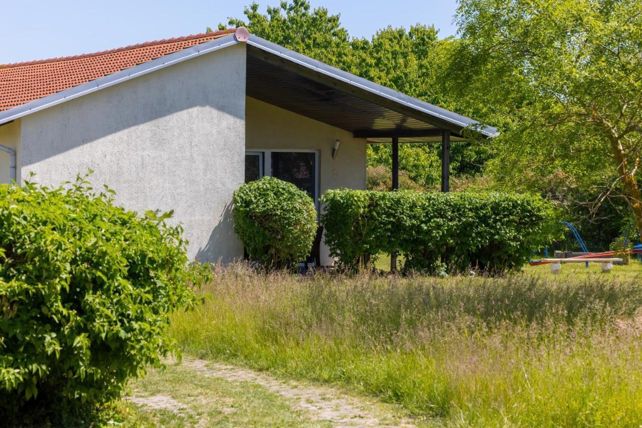 Baltic Center Bungalows Сарбиново Экстерьер фото